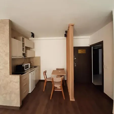 The One Luxury & * Escópia