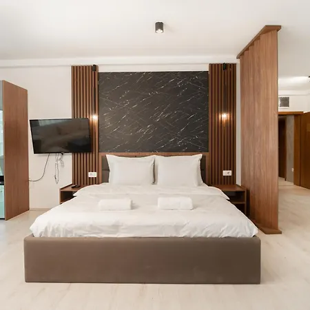 The One Luxury & Apartment